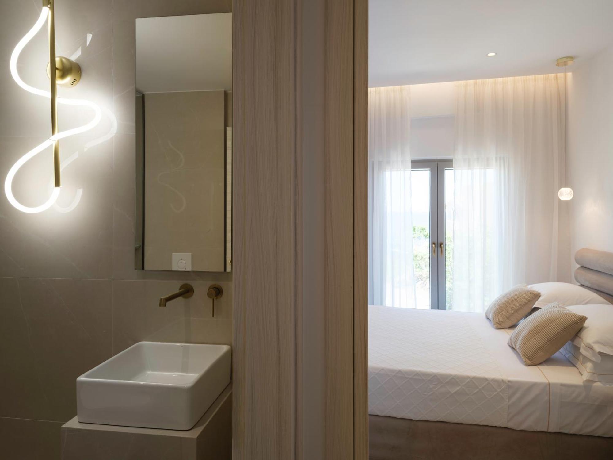 Golden Luxury Suites Bali  部屋 写真